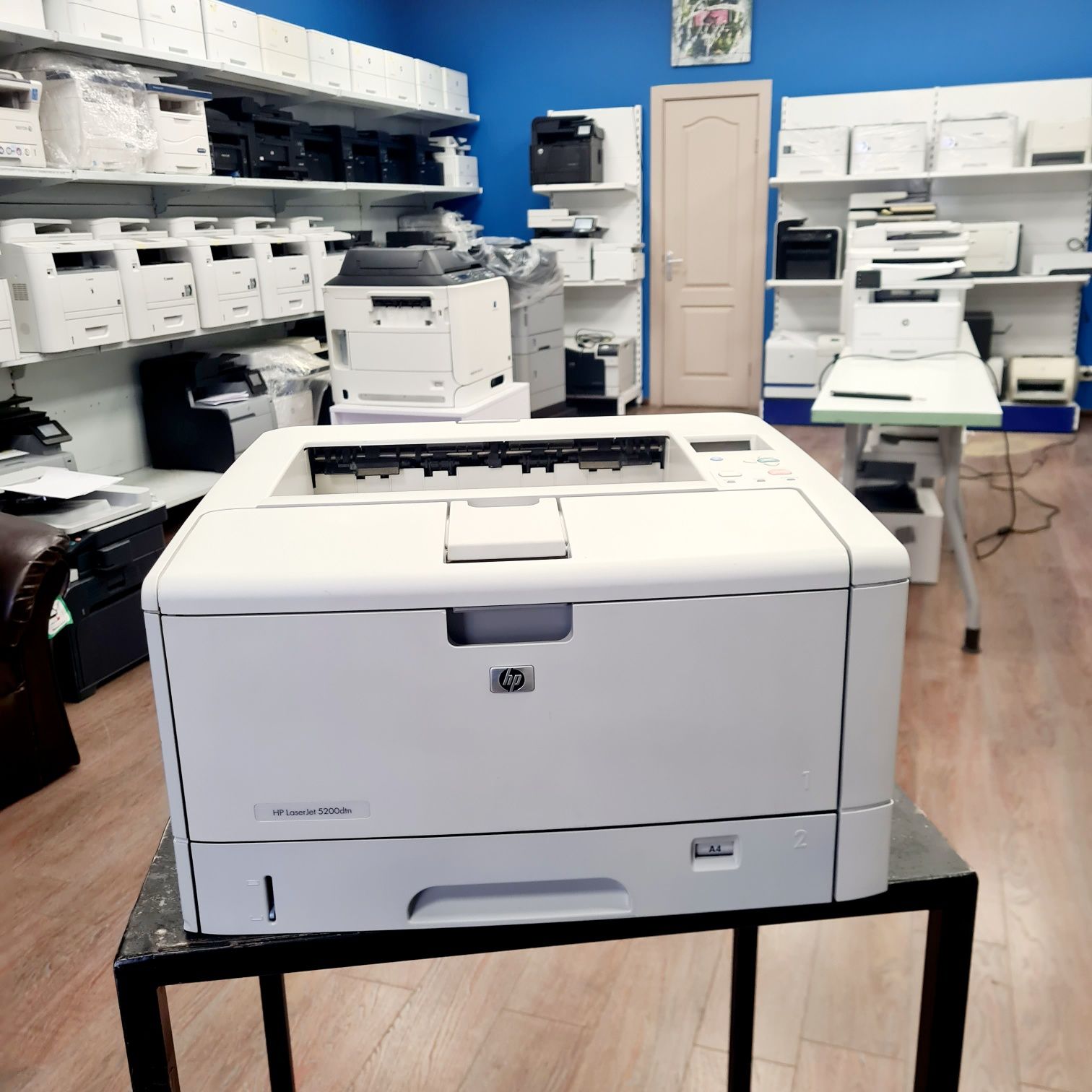 HP LaserJet 5200n. Сетевой лазерный А3 принтер гарантия