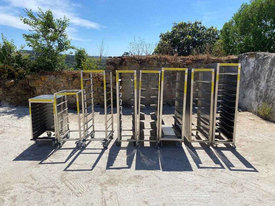 Carro inox porta tabuleiros (vários carros e tamanhos) vários preços