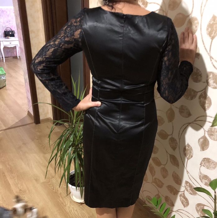 Платье черное, вечернее, нарядное, атлас, гипюр.