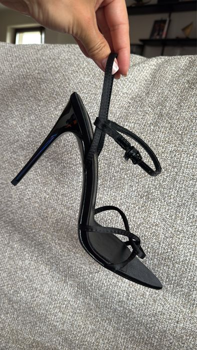 Saint Laurent piekne szpilki  39 i 40