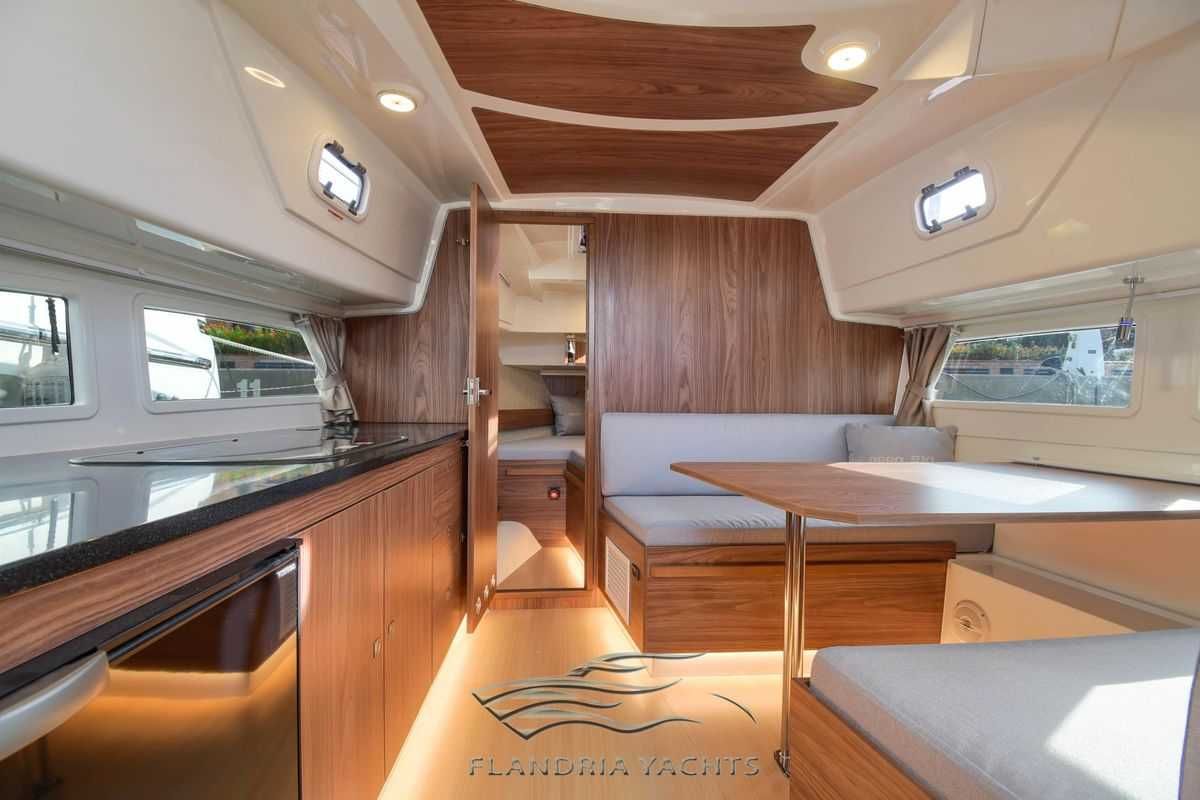 Nowa łódź motorowa Nautic 990_rok produkcji 2024_HOUSEBOAT_ESKAPADER