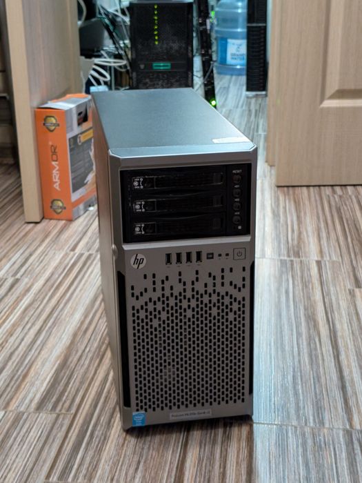 сервер HP Ml310e v2 e3 1220v3 16gb озу