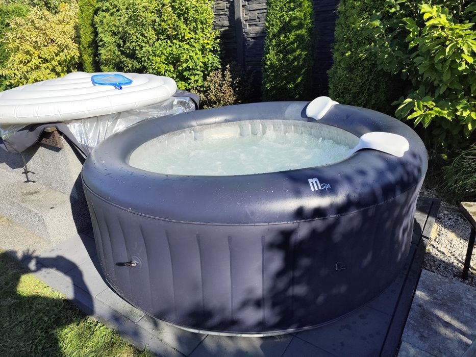 Sprzedam jacuzi ogrodowe mspa aurora.6os.led.podgrzewane.używane