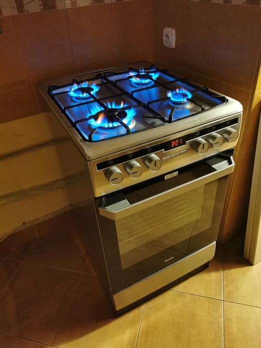 Amica 58GED2.33HZPTAQ Kuchenka gazowa z piekarnikiem elektrycznym