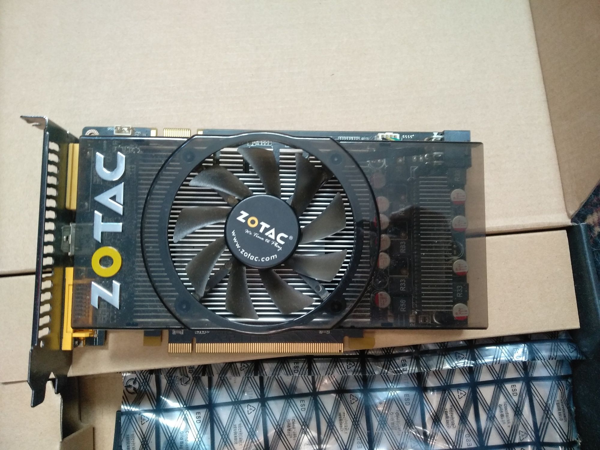 Видеокарта zotac gts250 eco 1 gb 256 bit ddr 3