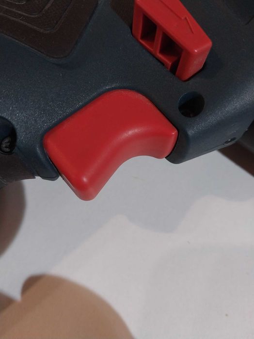 шуруповерт BOSCH GSR120-LI Идеальный