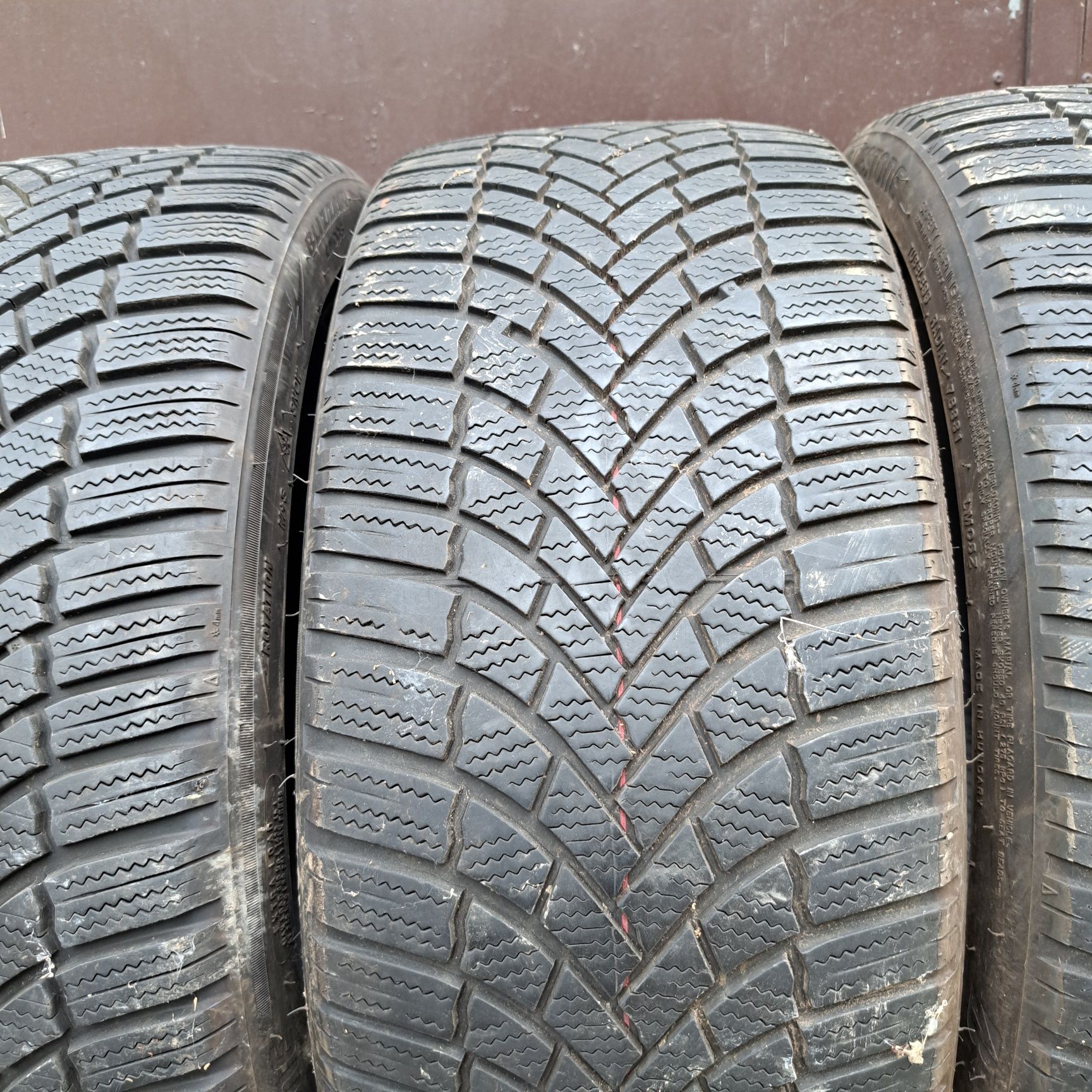 Opony zimowe R19 225/40/19 Bridgestone Blizzak LM005
