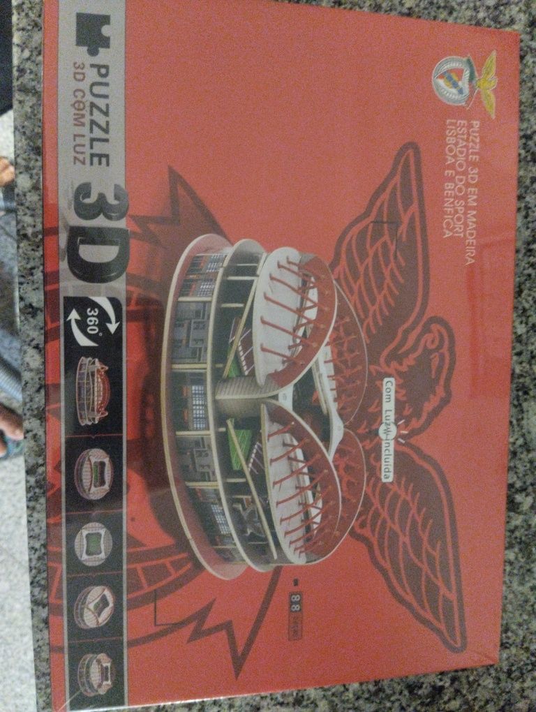 Puzzle em madeira SLB Novo