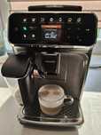 Ekspres ciśnieniowy Philips LatteGo 4300