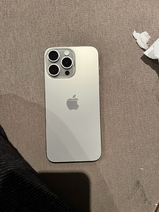 iPhone 15 Pro Max Natural Titanium de 256gb