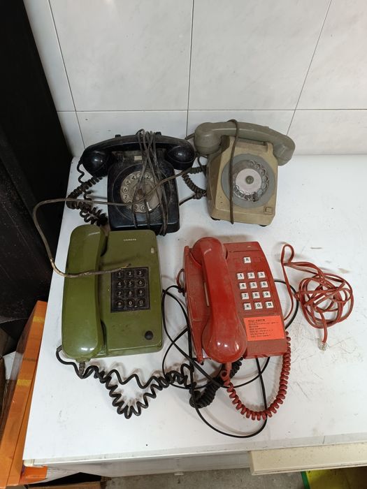 Telefones antigo