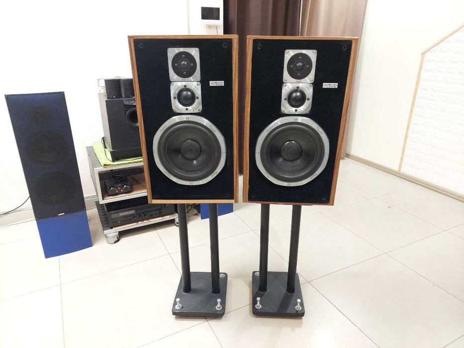 Активна акустика MAGNAT Transpuls 26A 3-смуги