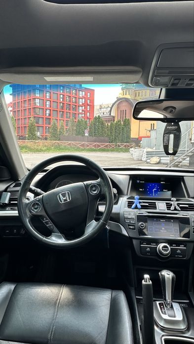 До вашої уваги Honda crosstour 2013р не потребує  вкладень