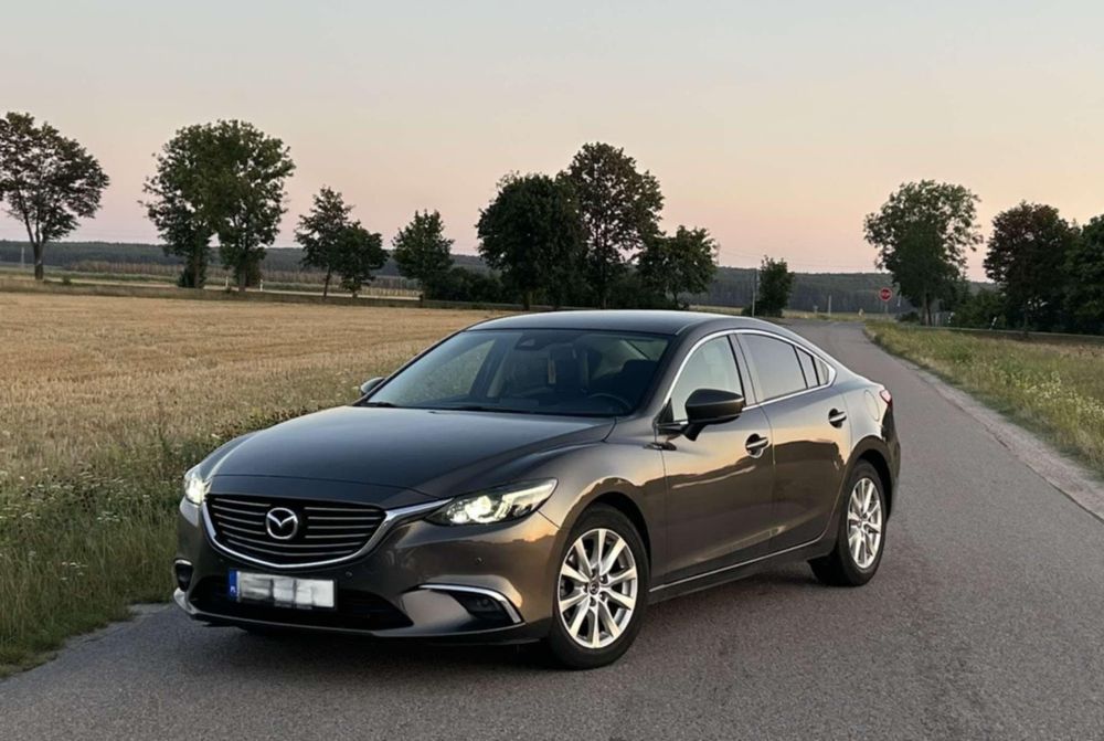 Sprzedam Mazdę 6 /możliwa zamiana na tańsze auto
