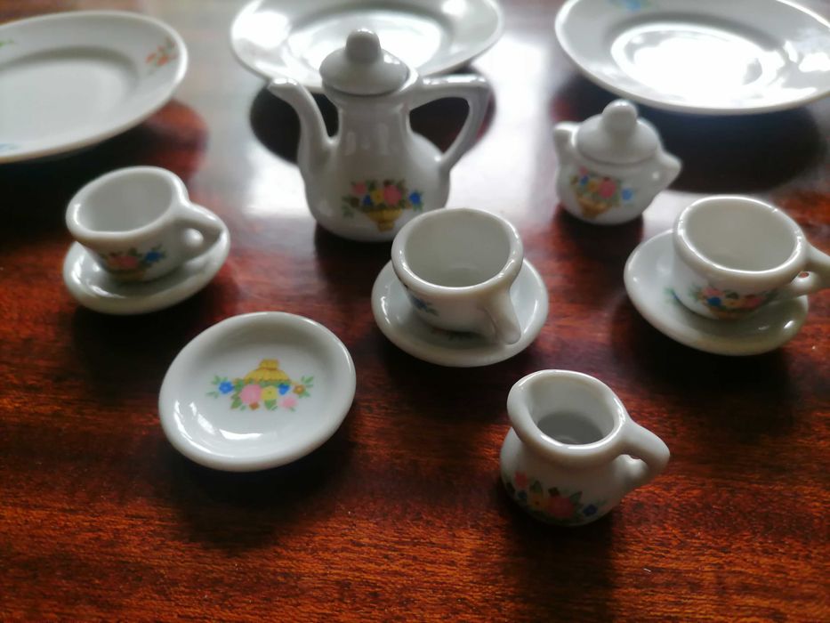 Іграшковий керамічний посуд