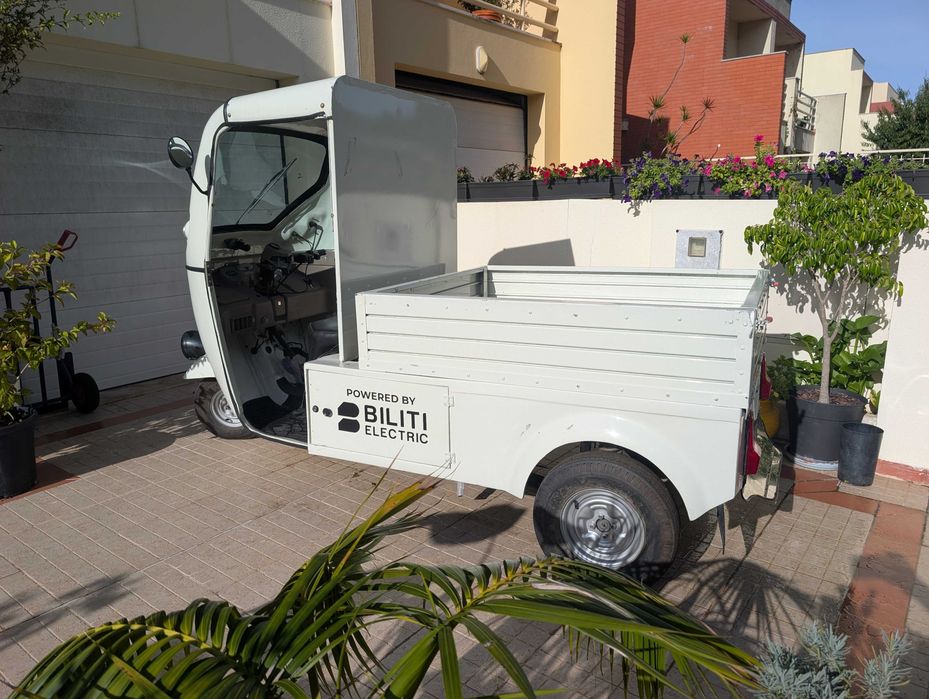 Tuktuk elétrico de carga com caixa aberta - Bateria LifePO4 nova!