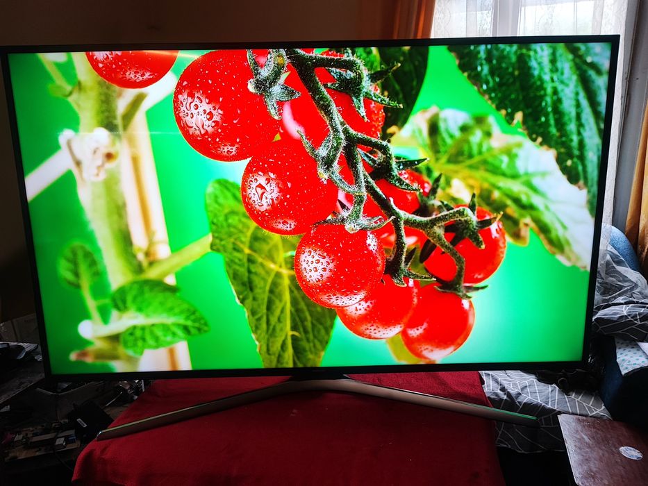 Телевізор samsung 58"