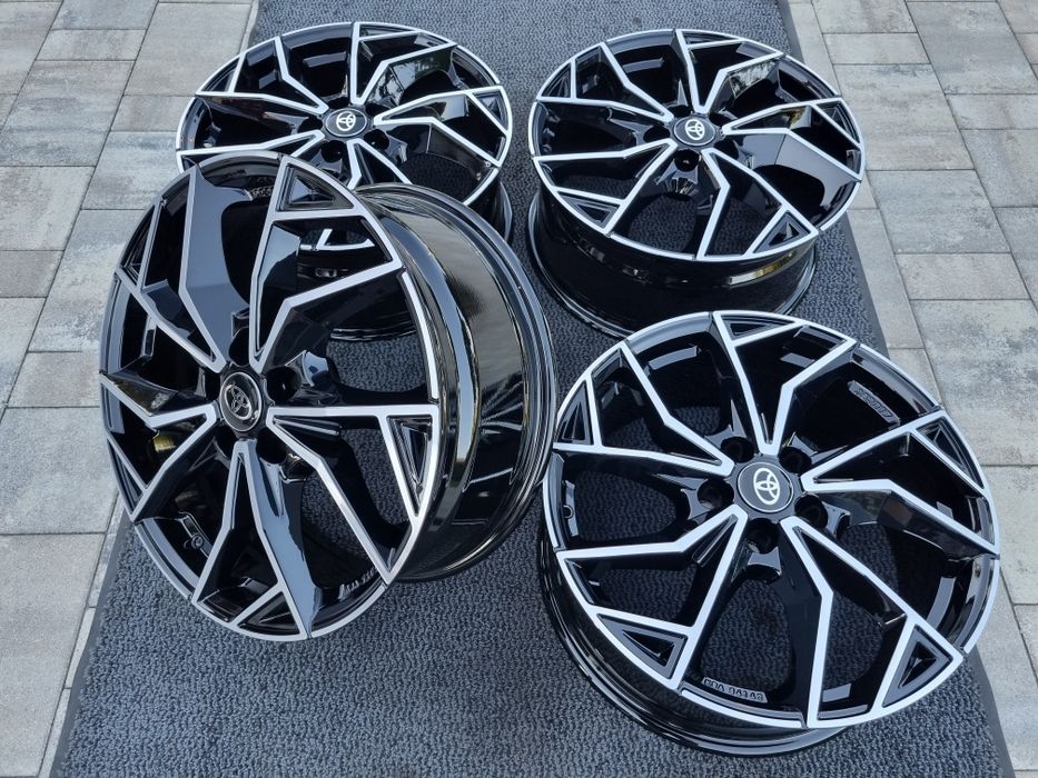 Nowe 18 " Toyota felgi alu C-HR Yaris Cross Auris Corolla RAV4 Camry