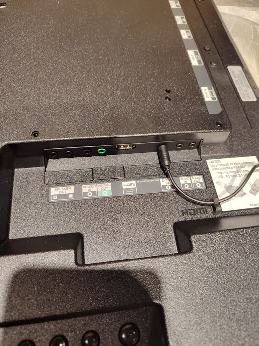 Дисплей LFD LG 32" 32SE3B-B FHD, S-IPS, 350nit, 13mm, 18/7, SuperSign,