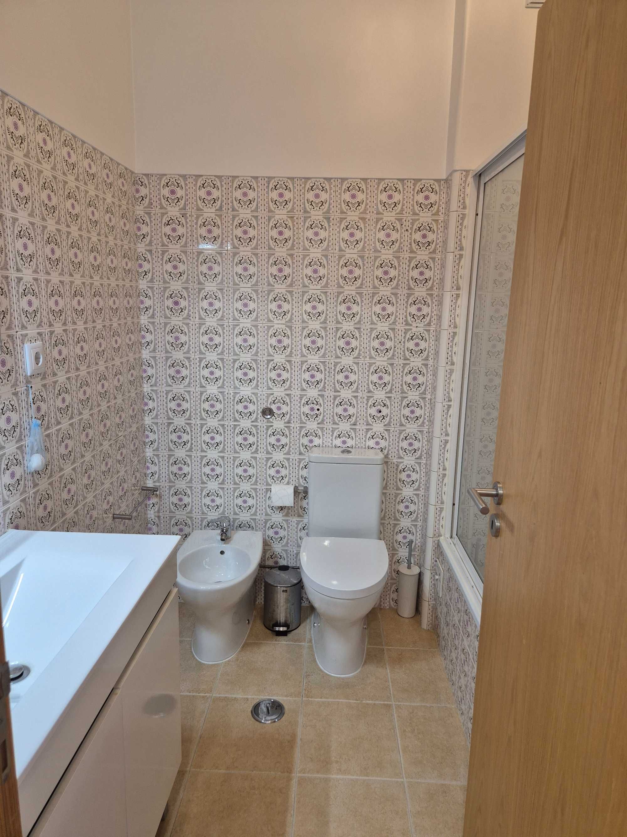 Arrenda-se apartamento T2 +1
