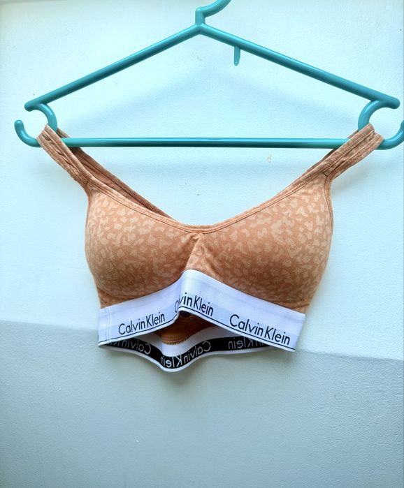 Nowy biustonisz sportowy Calvin Klein