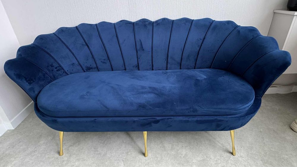 Sofa muszelka granatowa welur