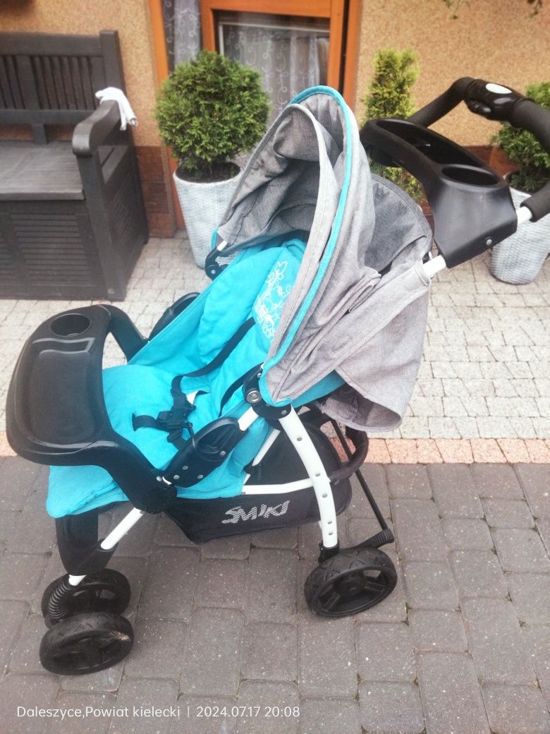 Wózek spacerowy plus dwa wkłady do wózka