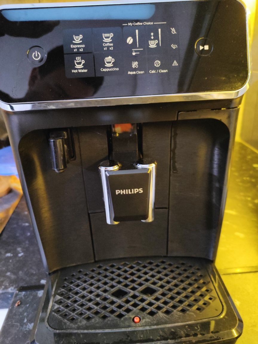 Sprzedam ekspres PHILIPS 2200 LatteGo EP2230 SAECO