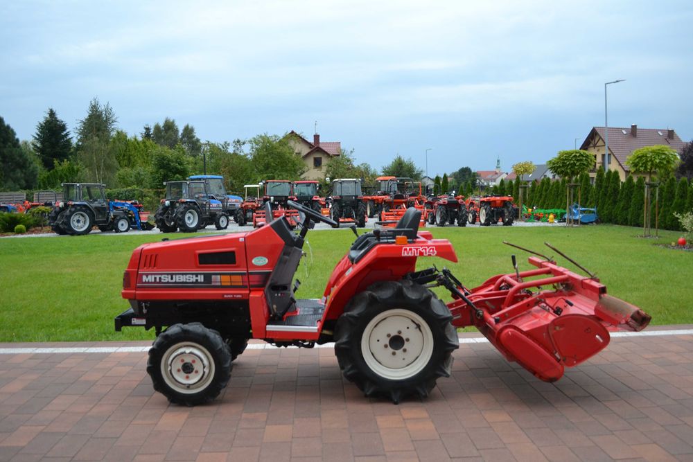 Traktorek japoński mini traktor Kubota  Mitsubishi M