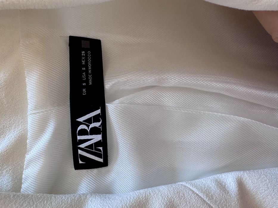 Blazer branco da Zara no tamanho S