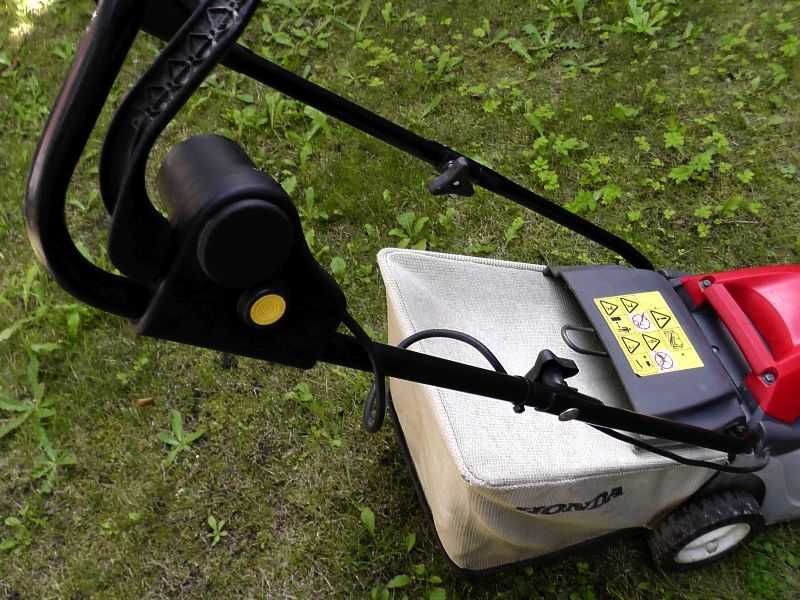 Kosiarka Elektryczna HONDA HRE 330 A2 - PLE z koszem