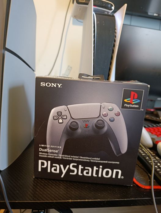Ps5 1 TB dwa pady nowa konsola