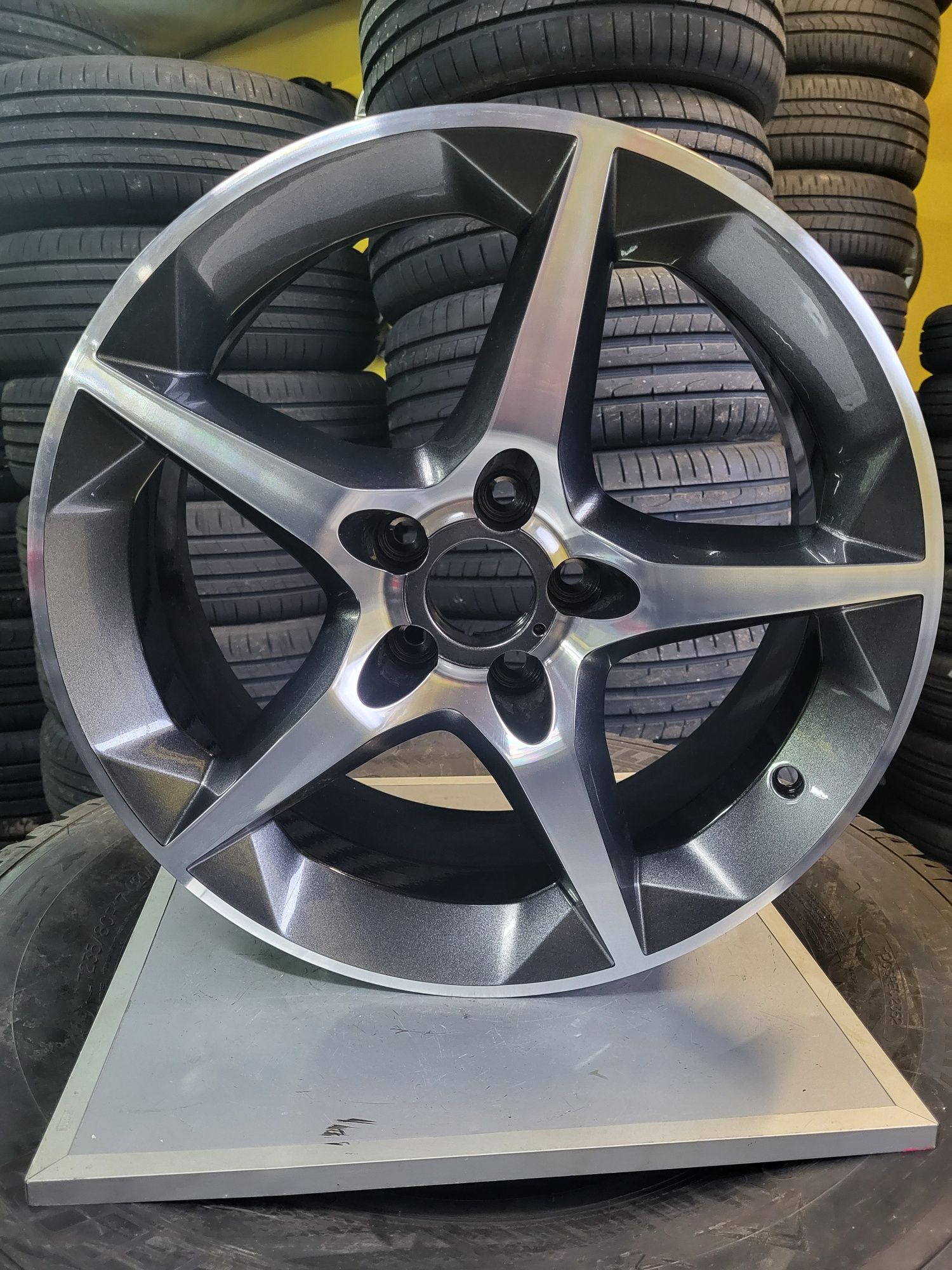 Felgi Aluminiowe 5x110 7,5Jx18 ET 37 Opel Nowe!