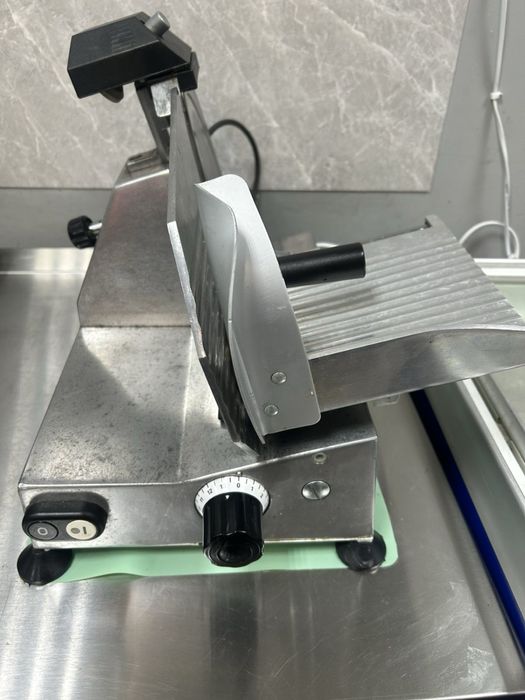 Слайсер професійний