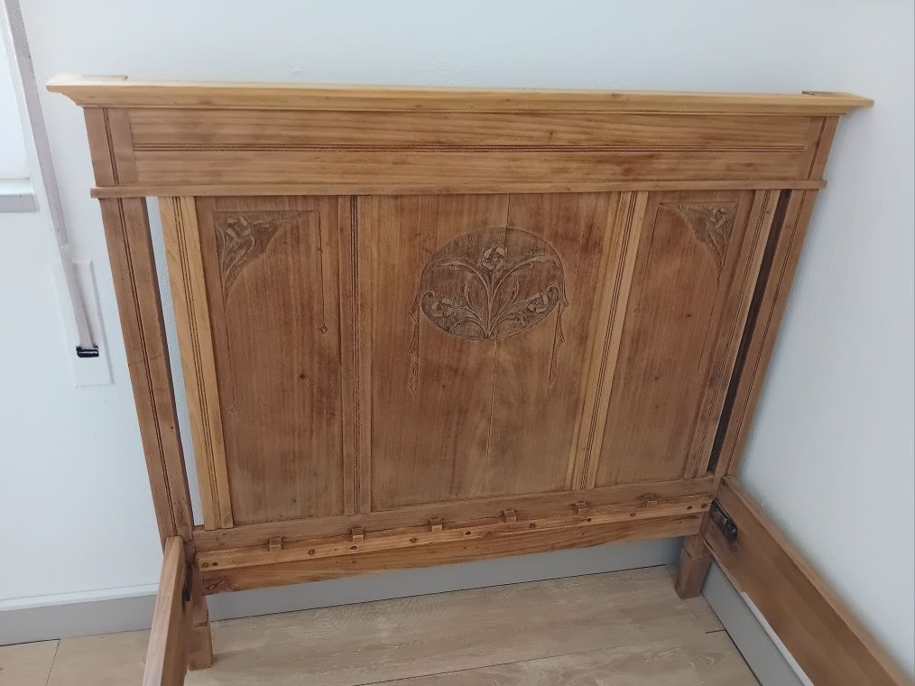 Cama eucalypto solteiro/ bedframe eucalyptus wood