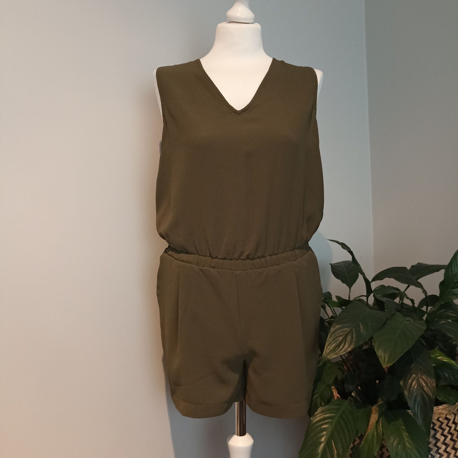 Kombinezon letni khaki roz.XS/S/M