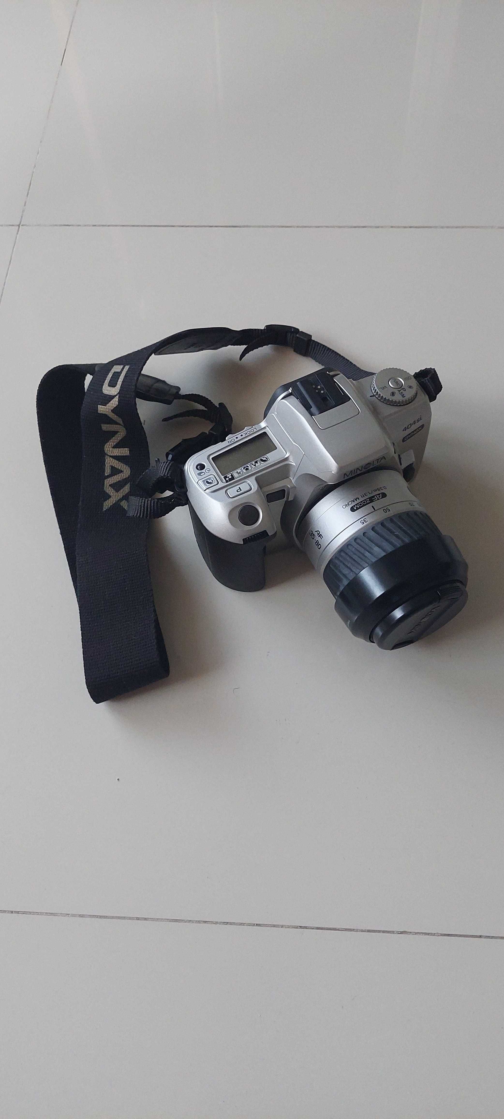 Minolta Dynax 404si + Bag