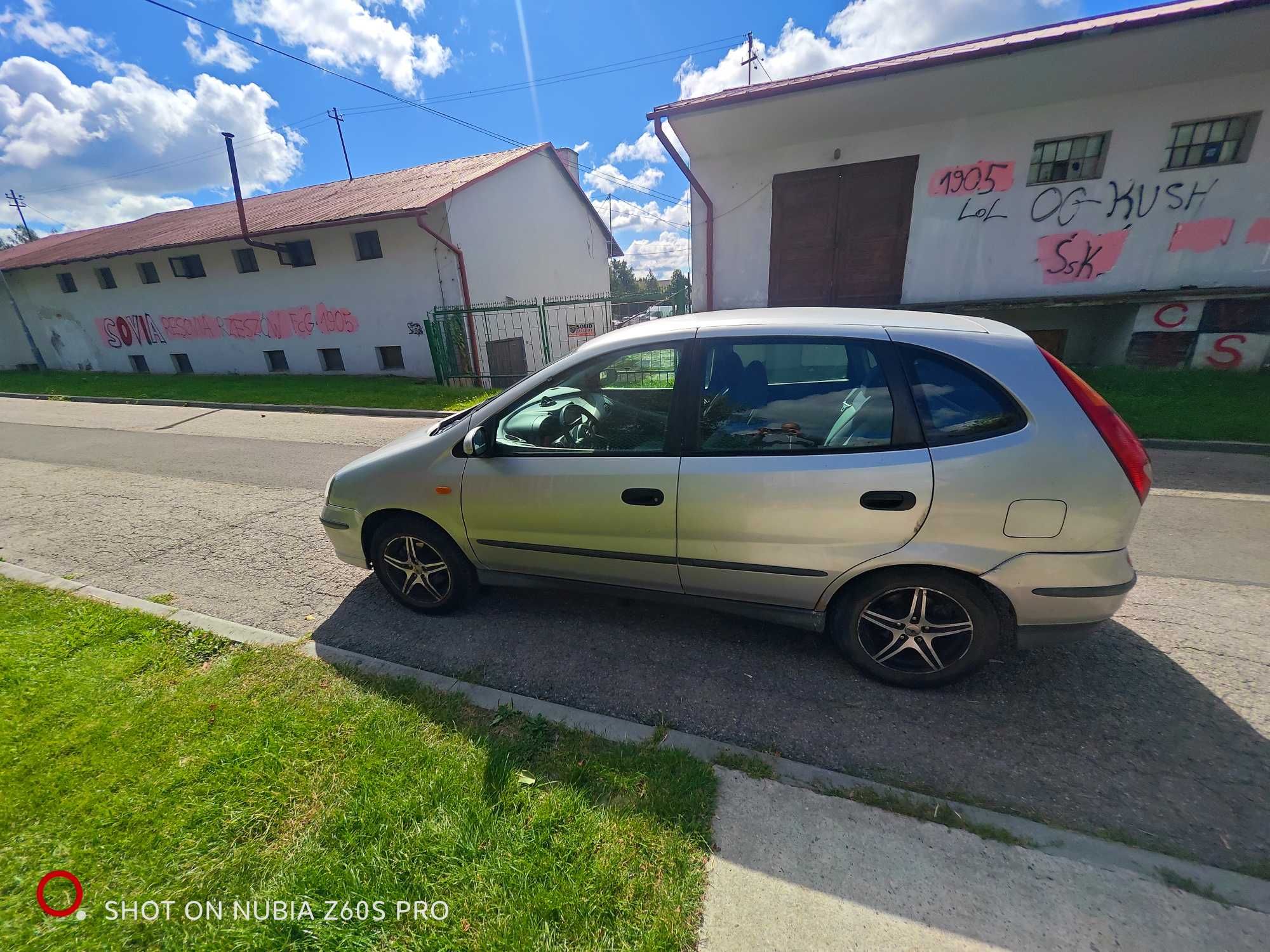 Nissan Almera Tino 2.2 td 115KM