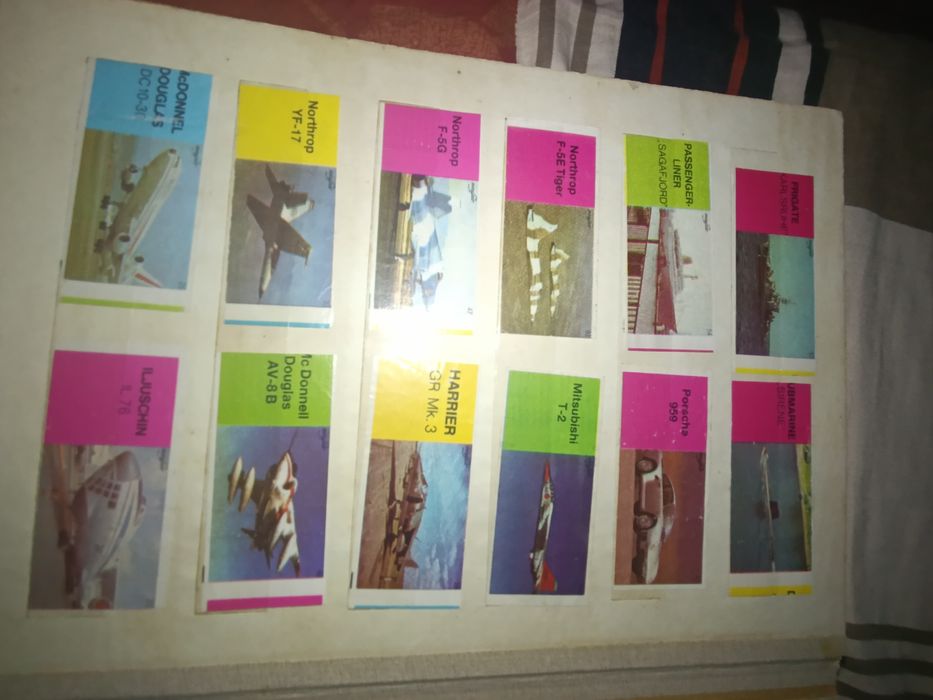 Вкладыши жувачки , 50 шт, в нормальном состоянии за 650 грн.