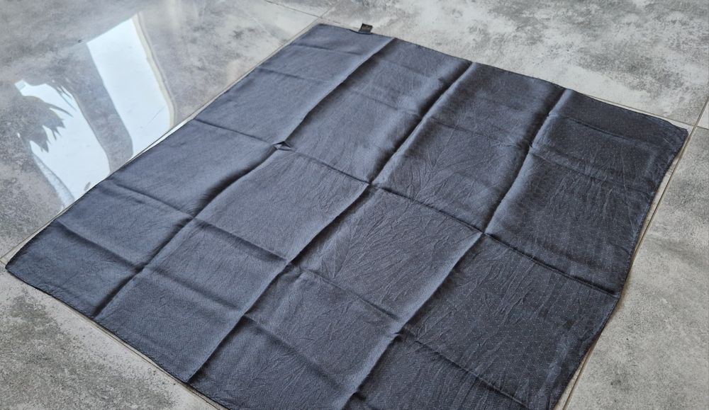 100% silk chusta 60cm x 60cm jedwabna gładka szarosc