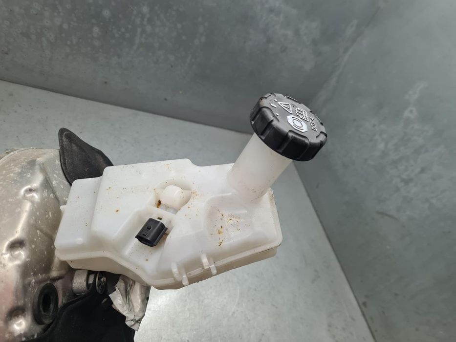 Bomba central dos travões RENAULT Clio V (BF_)