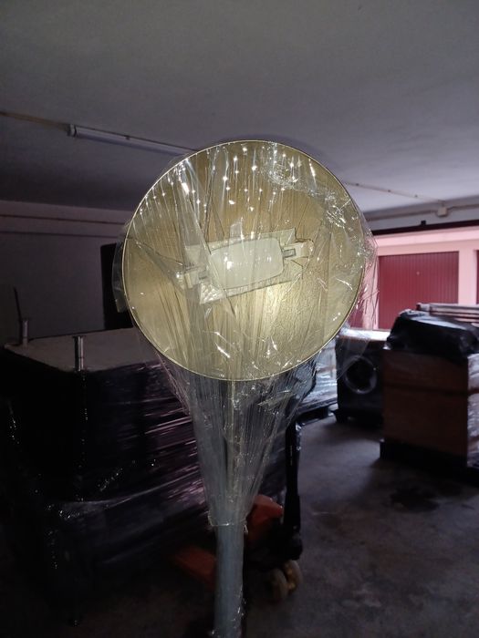 Candeiro de pé em inox - Sala com lampada Led