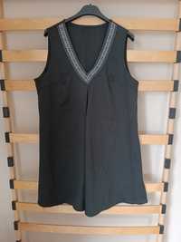 Sukienka czarna dekolt V grecki wzór bez rękawów shein OXL  42 XL 14