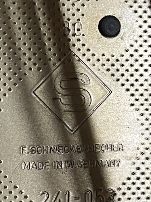 Sprzedam oryginalny Niemiecki zegar.