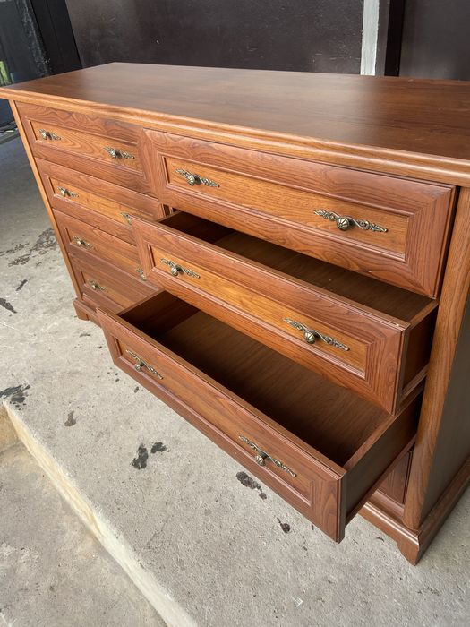 Комод в спальню, вітальню