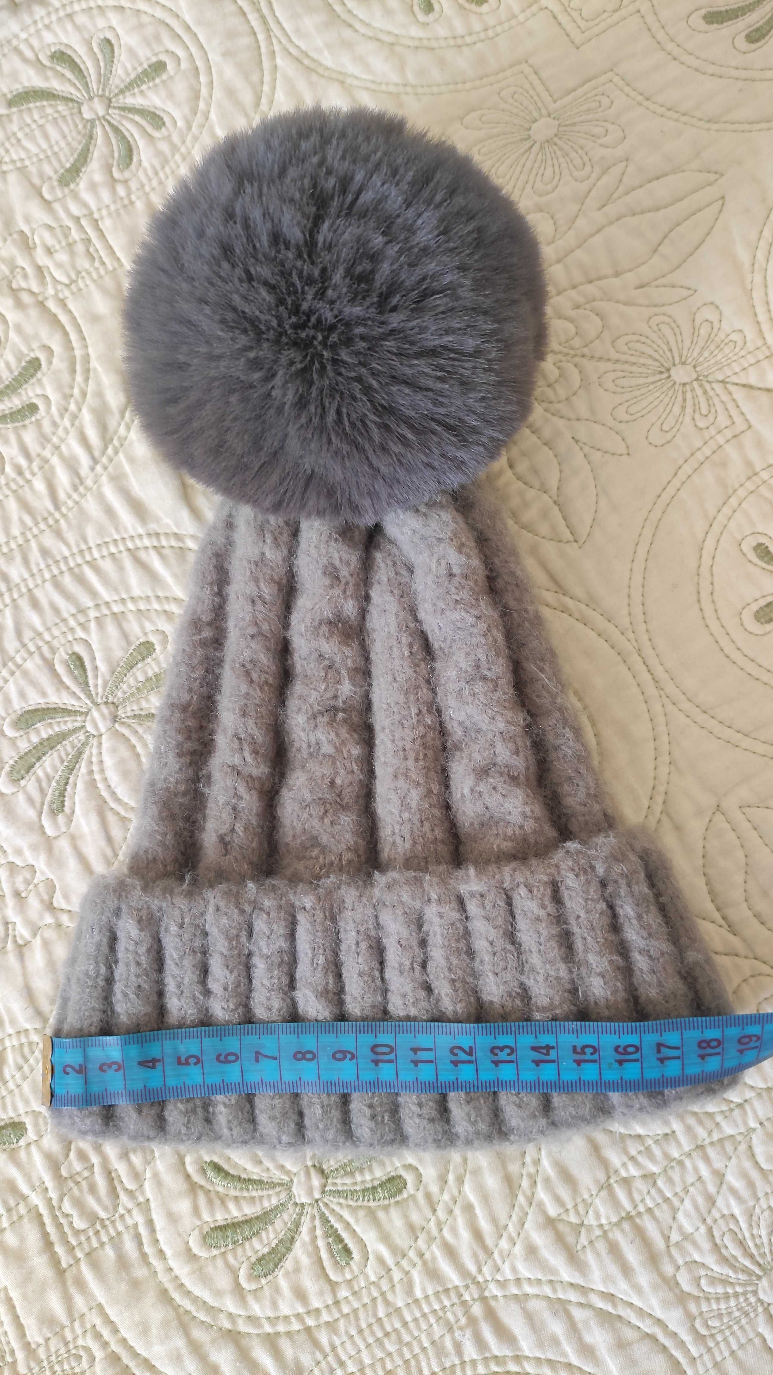 Шапка з помпоном, зимова шапка