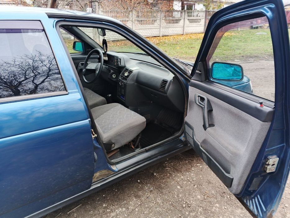 Продам ваз 2110 в хорошим состояние газ Бензин