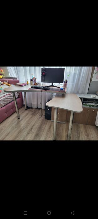 Письмовий комп'ютерний стіл трансформер