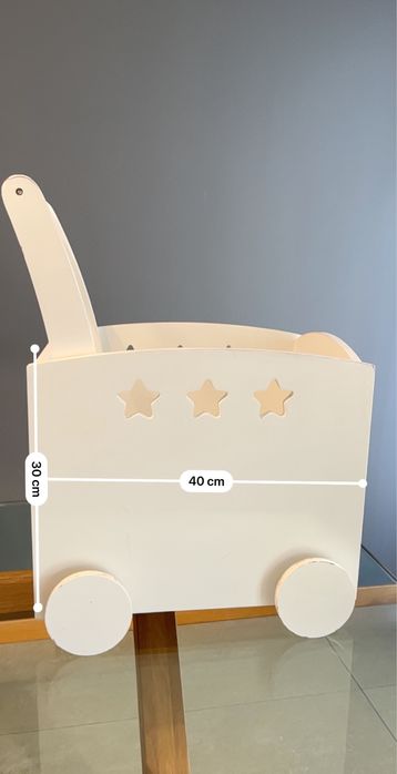 Carrinho de Rodas para brincar