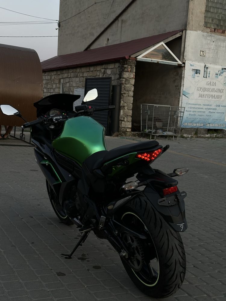Продам кавасаки нінзя ех 400е